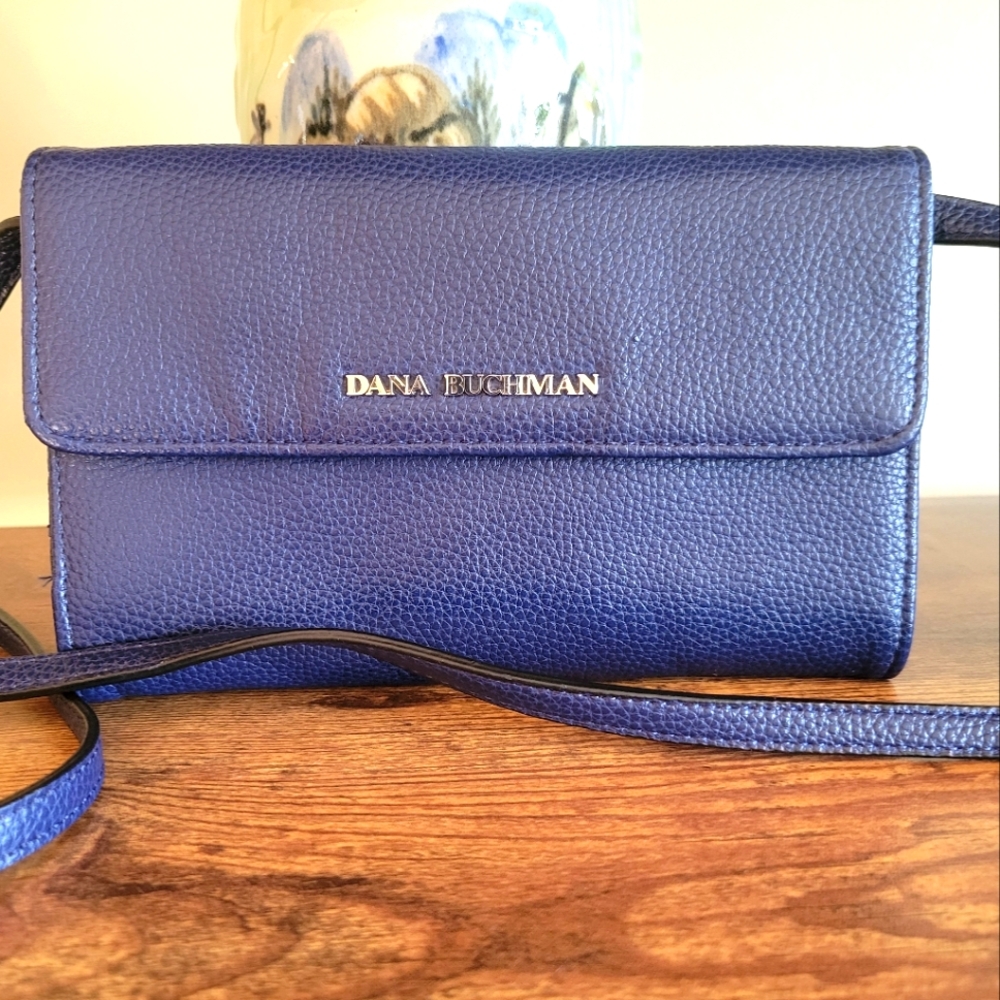 ☀️Dana Buchman Blue Crossbody Bag